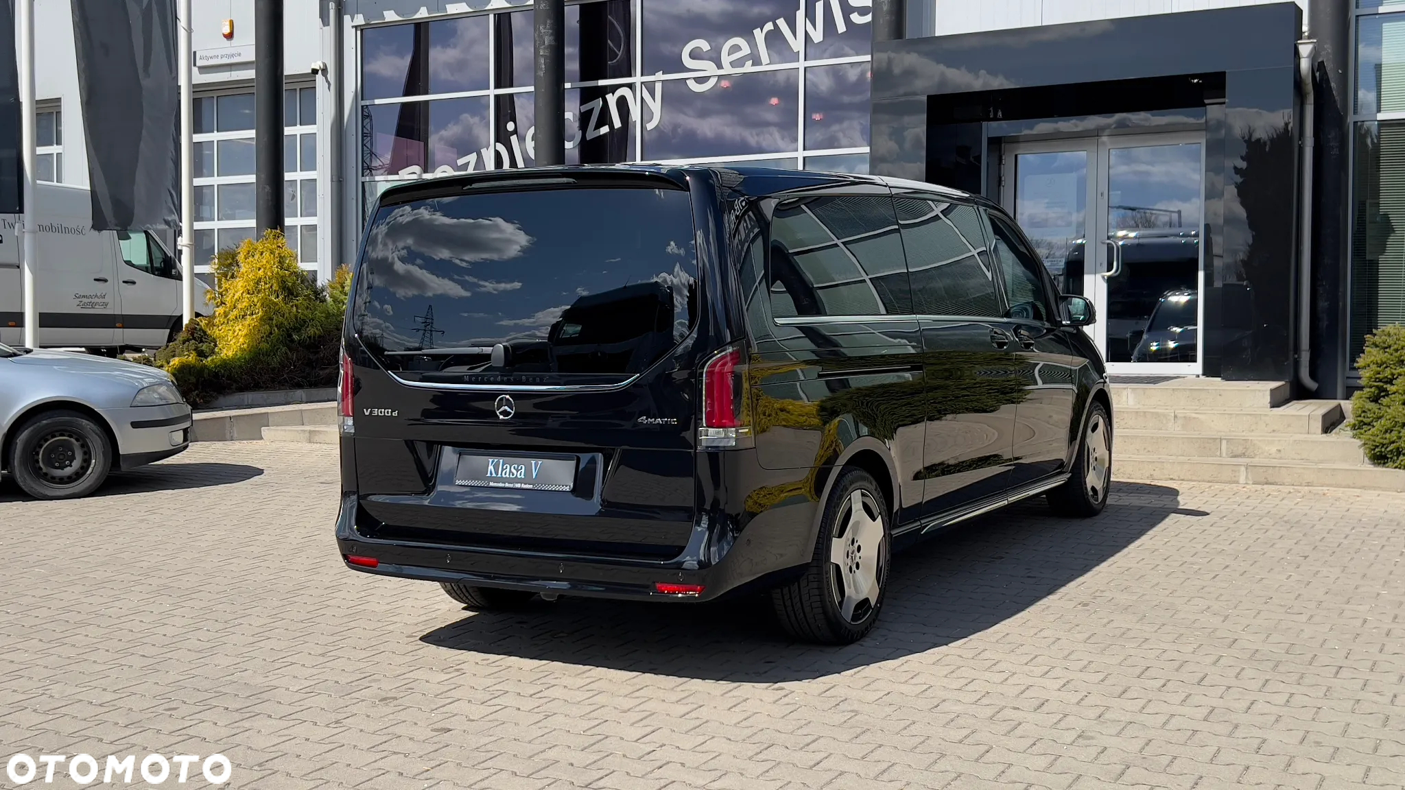 Mercedes-Benz Klasa V 300 d 4-Matic Avantgarde 9G-Tronic (ekstra d³) - 13