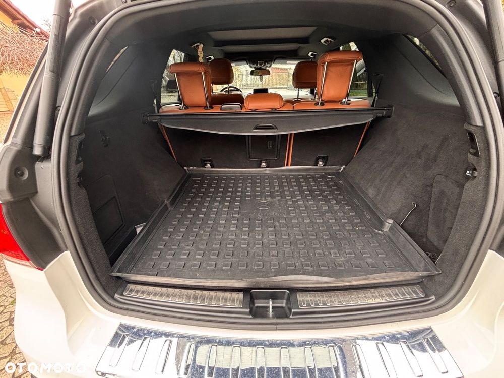 Mercedes-Benz GLE AMG 43 4M 9G-TRONIC AMG Line - 9