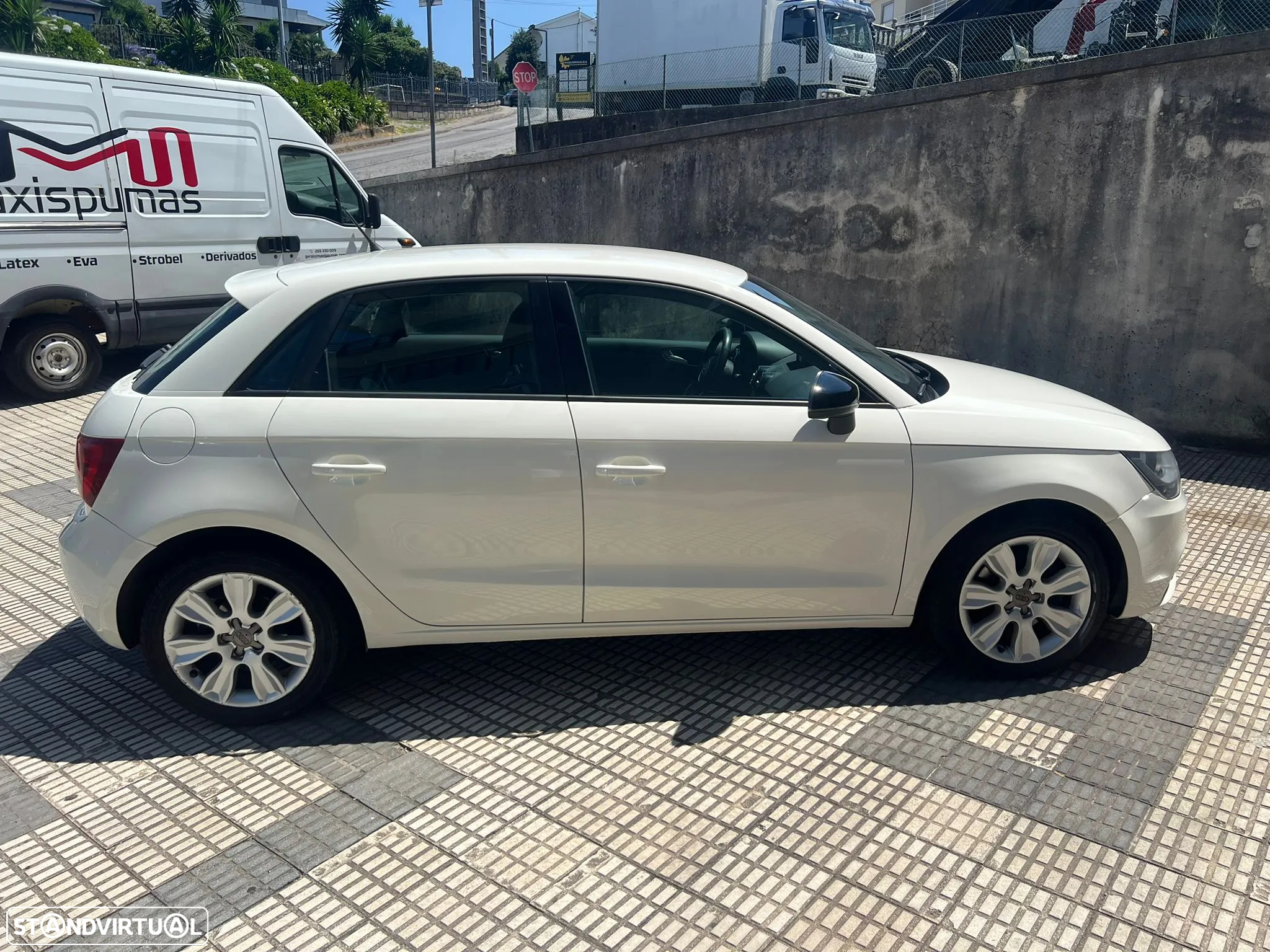 Audi A1 Sportback 1.6 TDI Business Line - 6