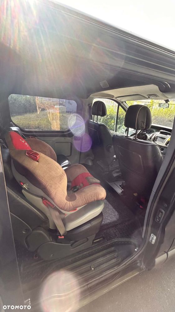 Opel vivaro - 7