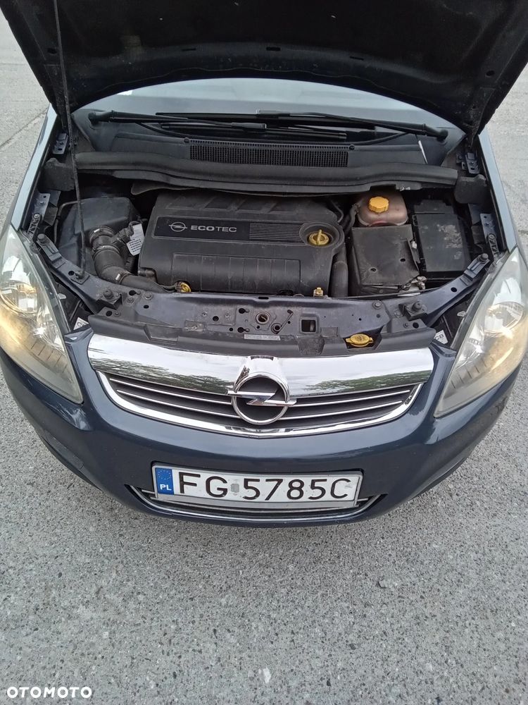 Opel Zafira 1.9 CDTI Cosmo - 9