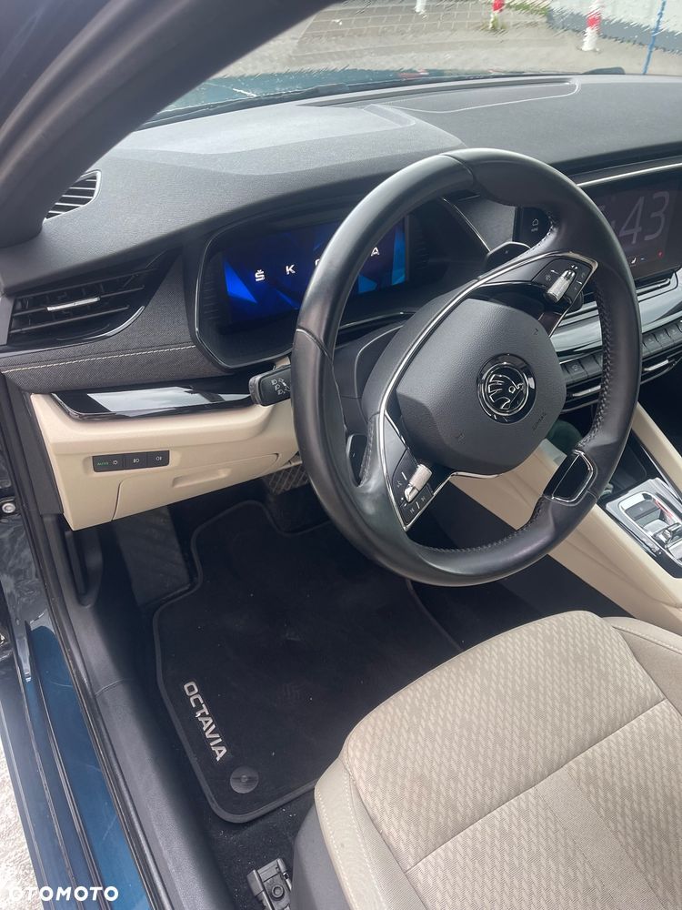 Skoda Octavia 2.0 TDI SCR Style DSG - 7