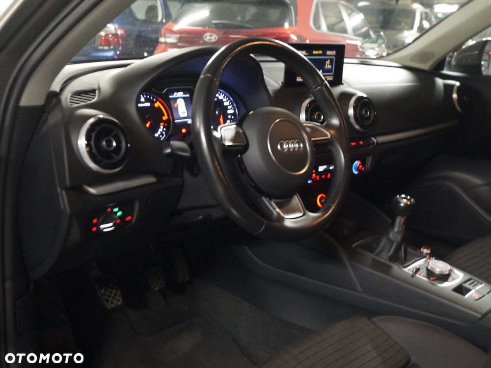 Audi A3 Sportback 2.0 TDI (clean diesel) S line Sportpaket - 40