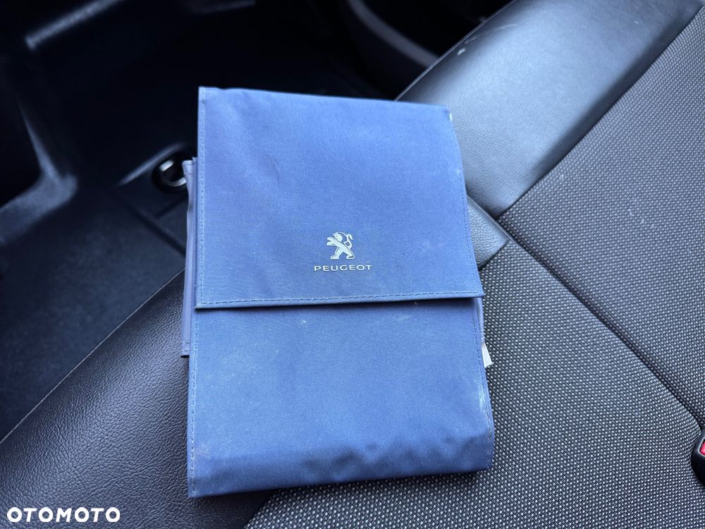 Peugeot Expert Jumpy Scudo Proace - 20