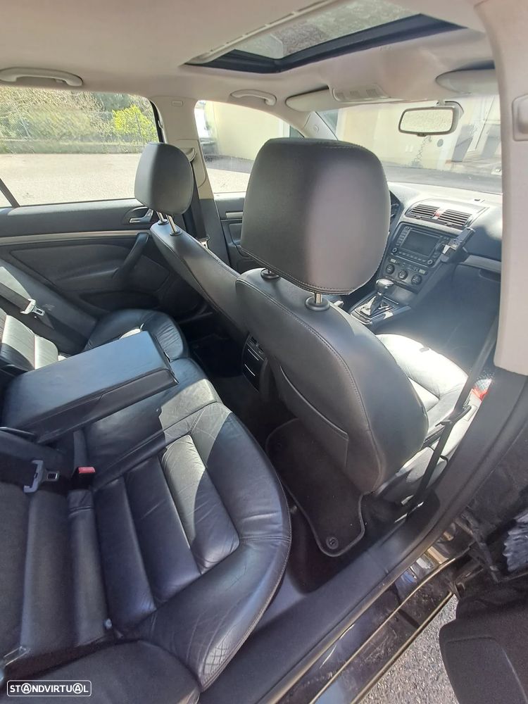 Skoda Octavia Break 2.0 TDI Sport DSG - 25