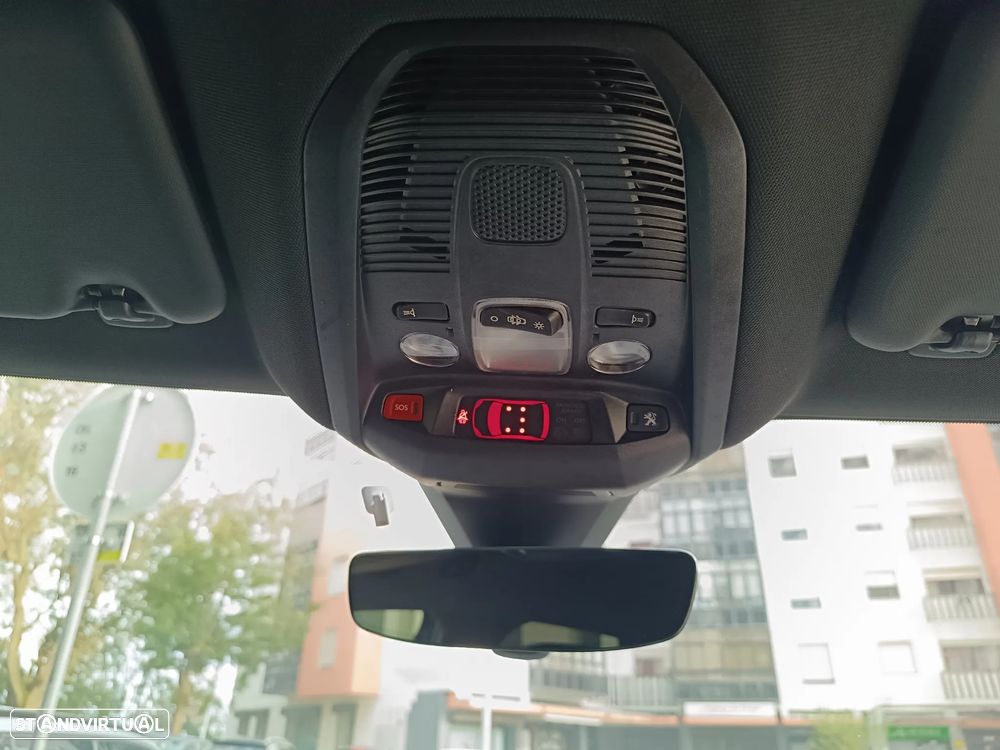 Peugeot 3008 1.2 PureTech GT EAT8 - 54