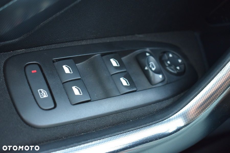 Peugeot 2008 PureTech 110 Stop&Start Allure - 18