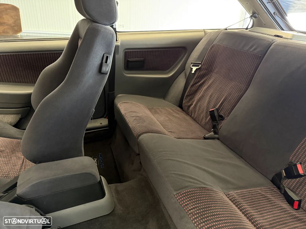 Ford Sierra - 24