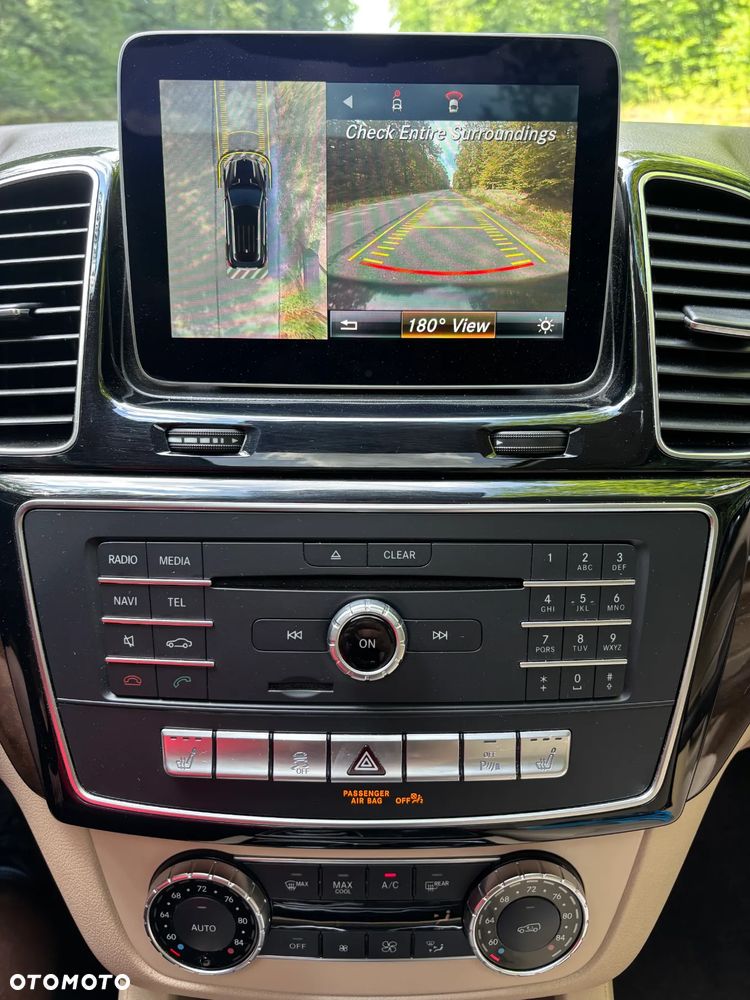 Mercedes-Benz GLE - 11