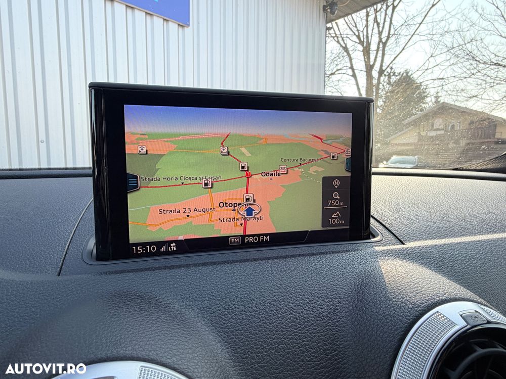 Audi A3 1.6 TDI S tronic Sport - 15