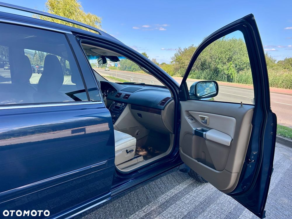 Volvo XC 90 3.2 AWD Executive - 26