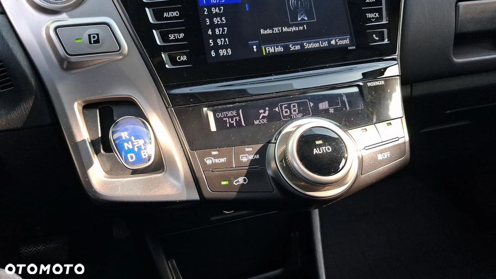 Toyota Prius+ Hybrid 135 Active - 27