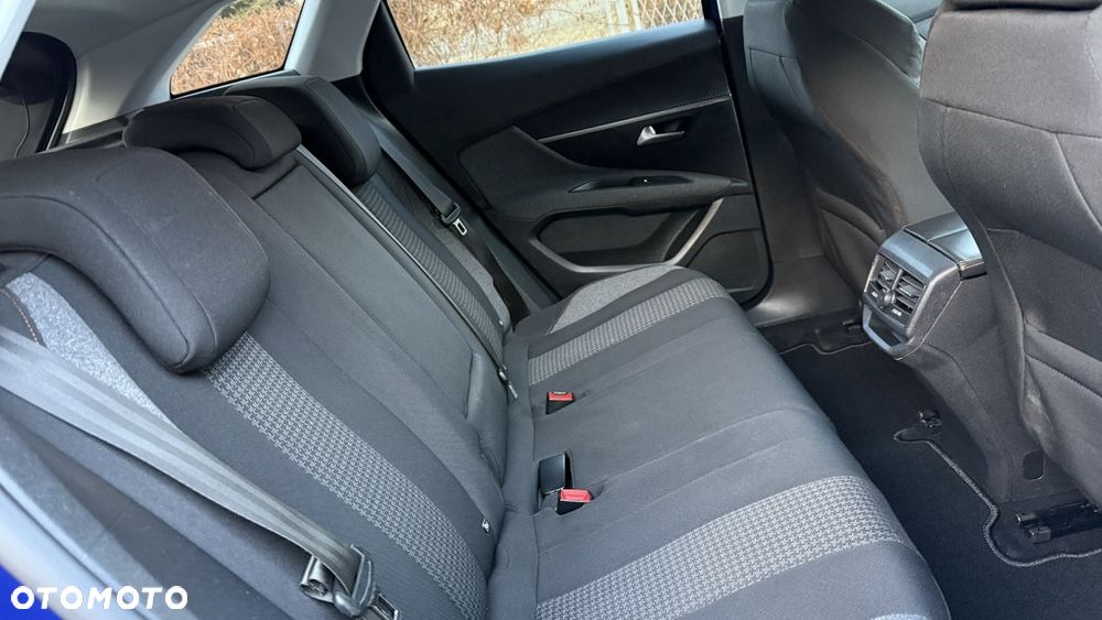 Peugeot 3008 PureTech 130 Stop & Start Allure - 32