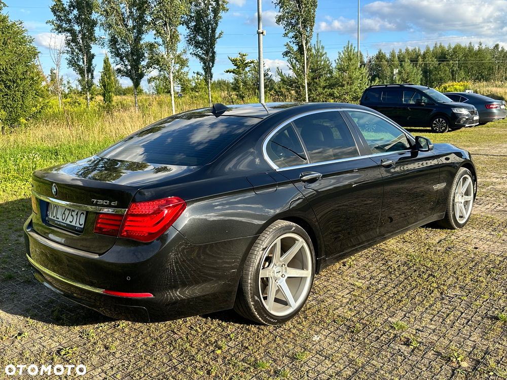 BMW Seria 7 730d xDrive - 9