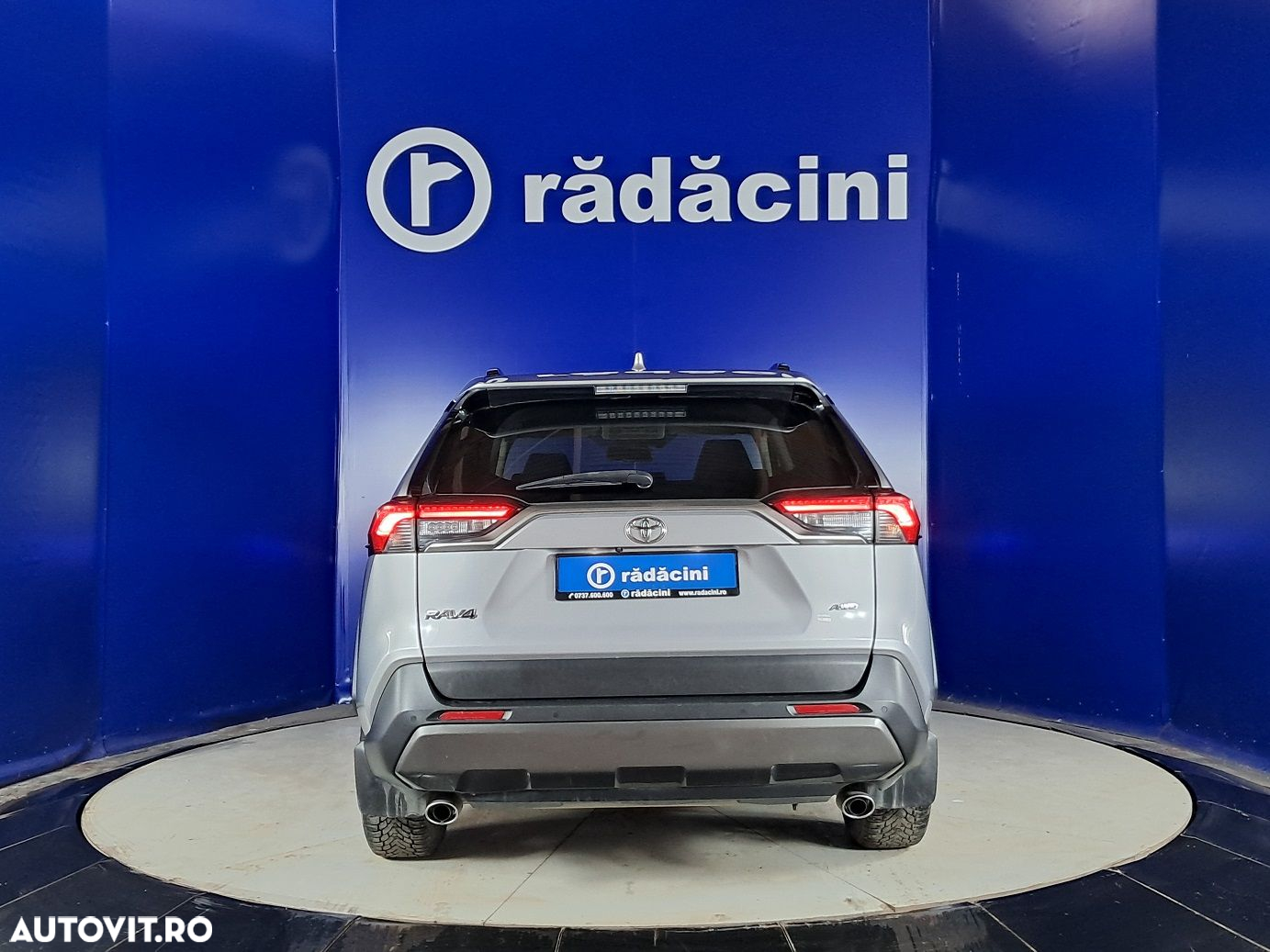 Toyota RAV4 - 4
