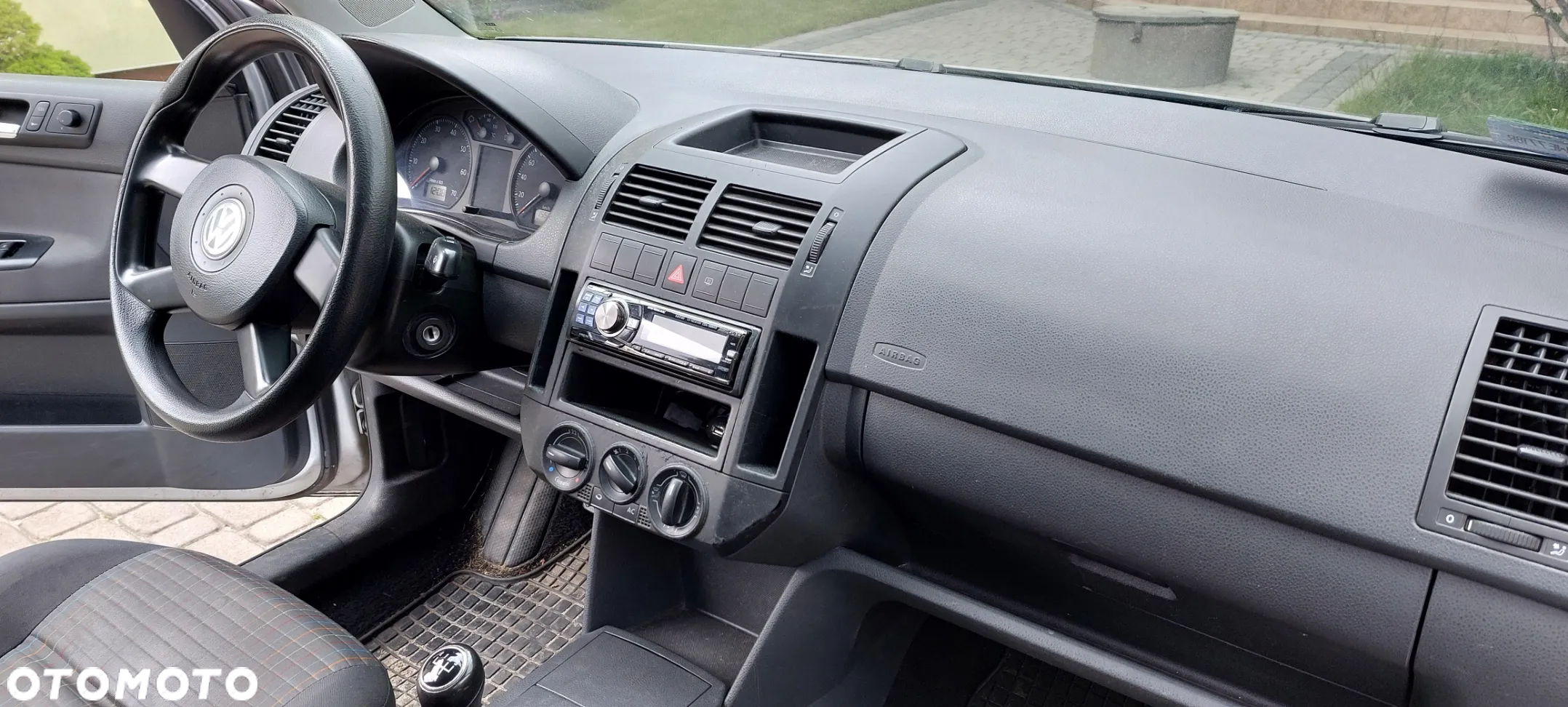 Volkswagen Polo - 13