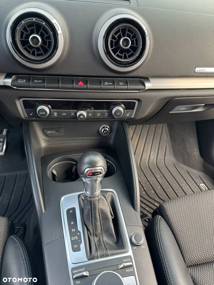 Audi A3 35 TFSI S tronic - 15