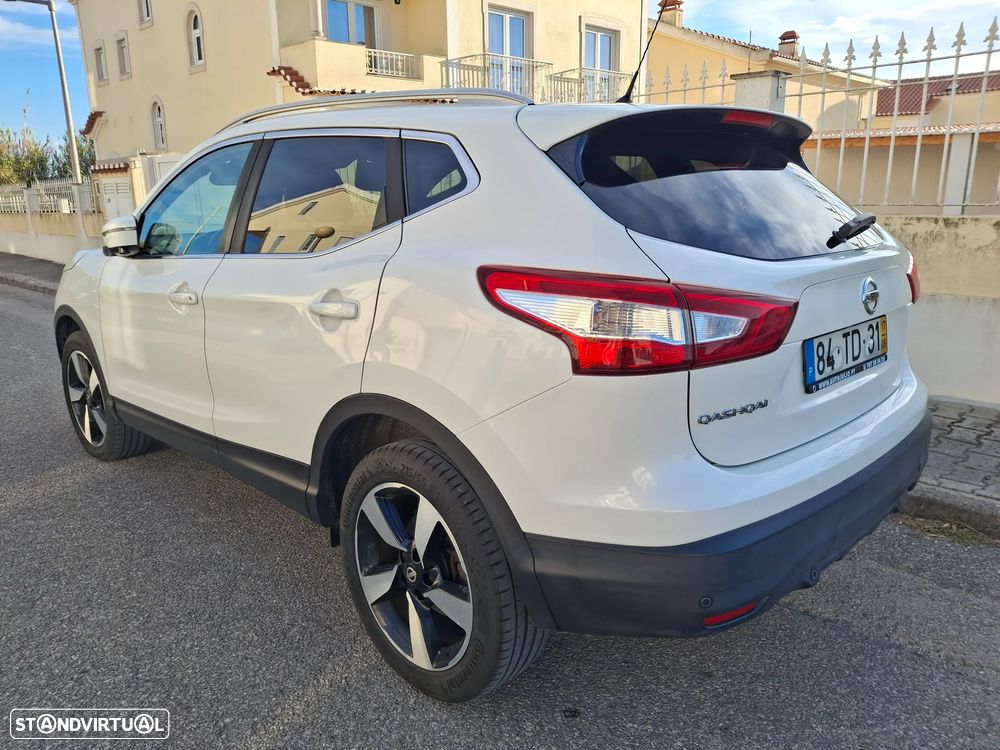 Nissan Qashqai 1.5 dCi N-Connecta RS+PS - 4