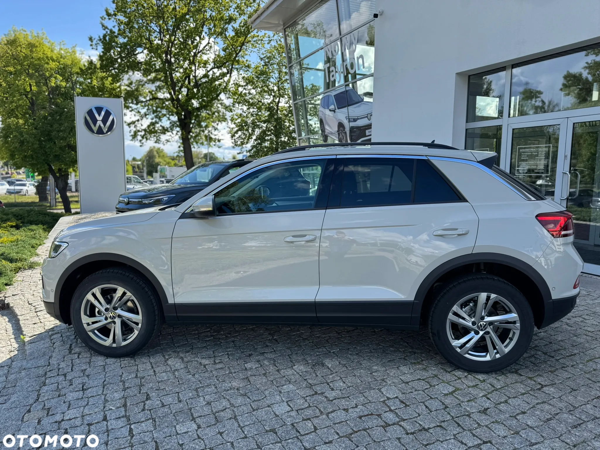 Volkswagen T-Roc 1.0 TSI Life - 8