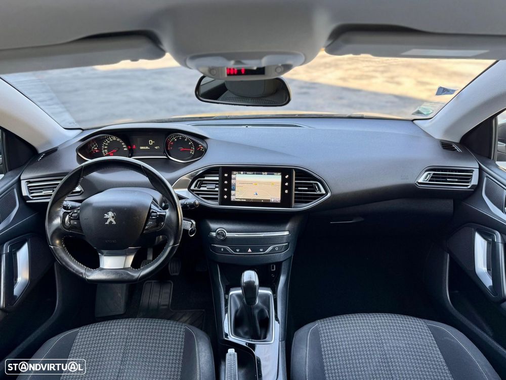 Peugeot 308 1.2 PureTech Style - 29