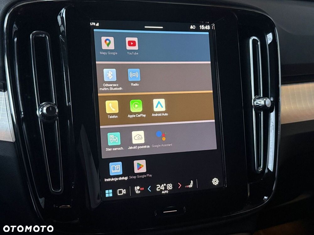 Volvo XC 40 B3 Plus Dark - 21