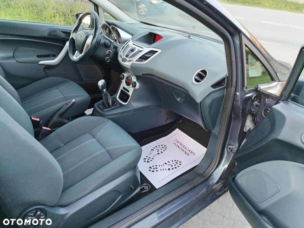 Ford Fiesta 1.25 Titanium - 12