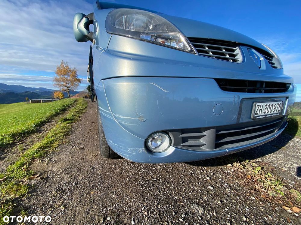 Renault Trafic Grand Passenger Black Edition - 15