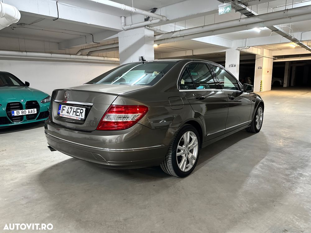 Mercedes-Benz C 220 CDI DPF Automatik BlueEFFICIENCY Avantgarde - 13