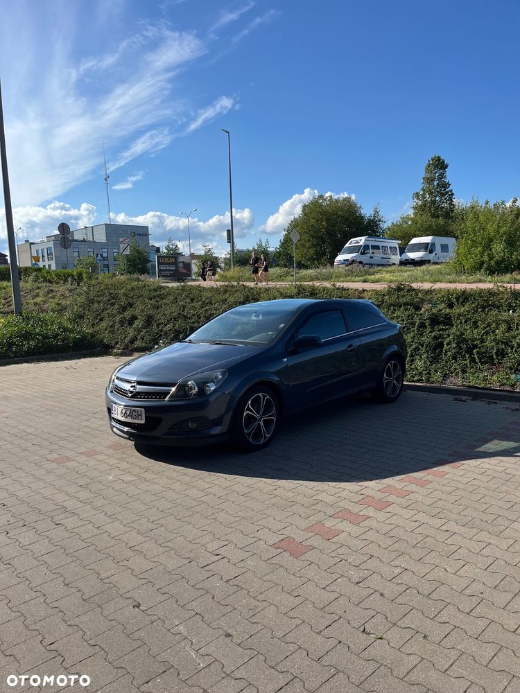 Opel Astra III GTC 1.6 Sport - 3