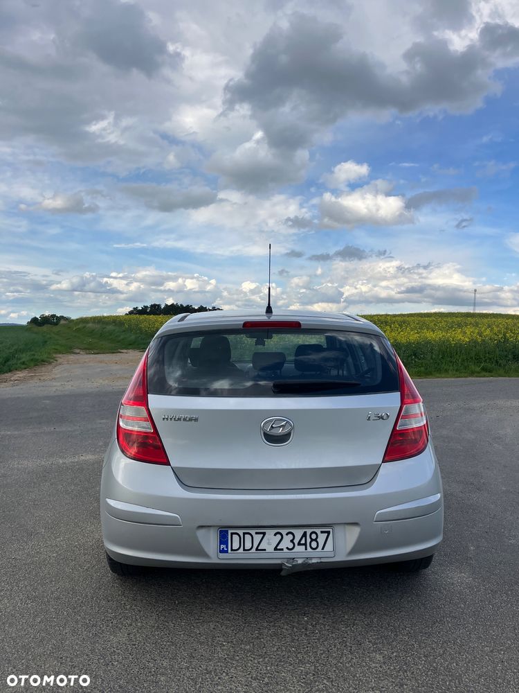 Hyundai i30 1.4 Base - 3