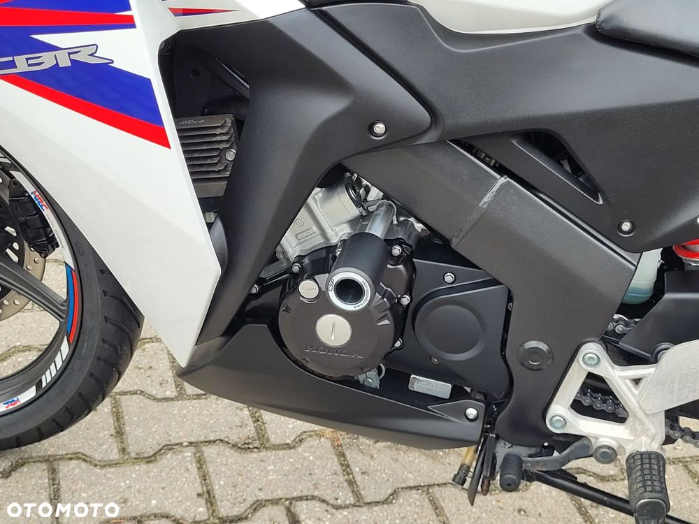 Honda CBR - 18