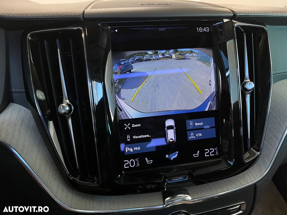 Volvo XC 60 Recharge T8 Twin Engine eAWD Inscription - 16