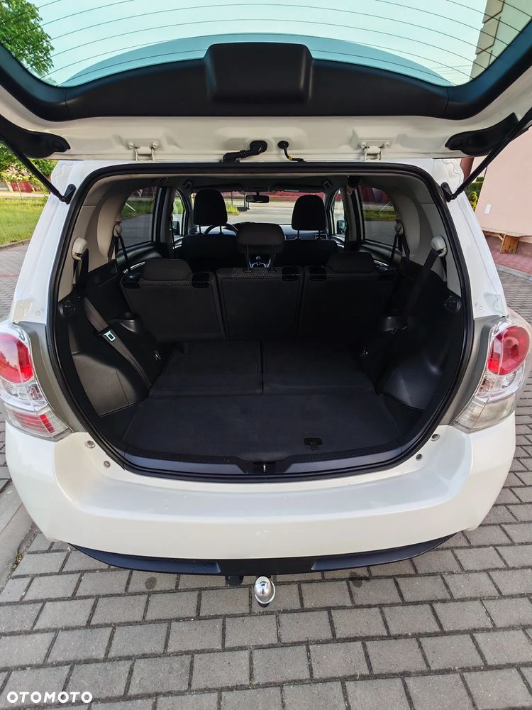Toyota Verso 1.6 D-4D Active 7os - 10