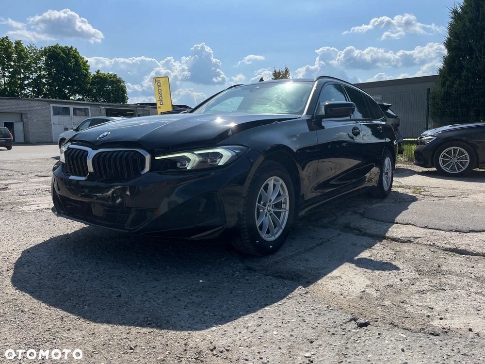 BMW Seria 3 318d Touring Sport Line - 5