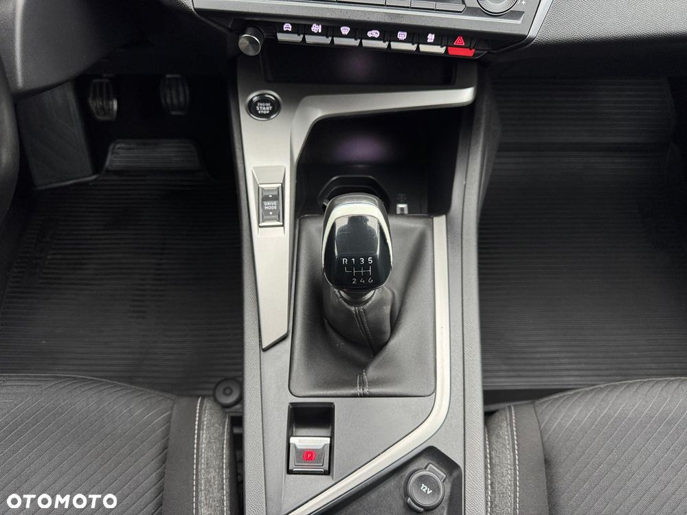 Peugeot 308 1.5 BlueHDi Active Pack Business S&S - 23