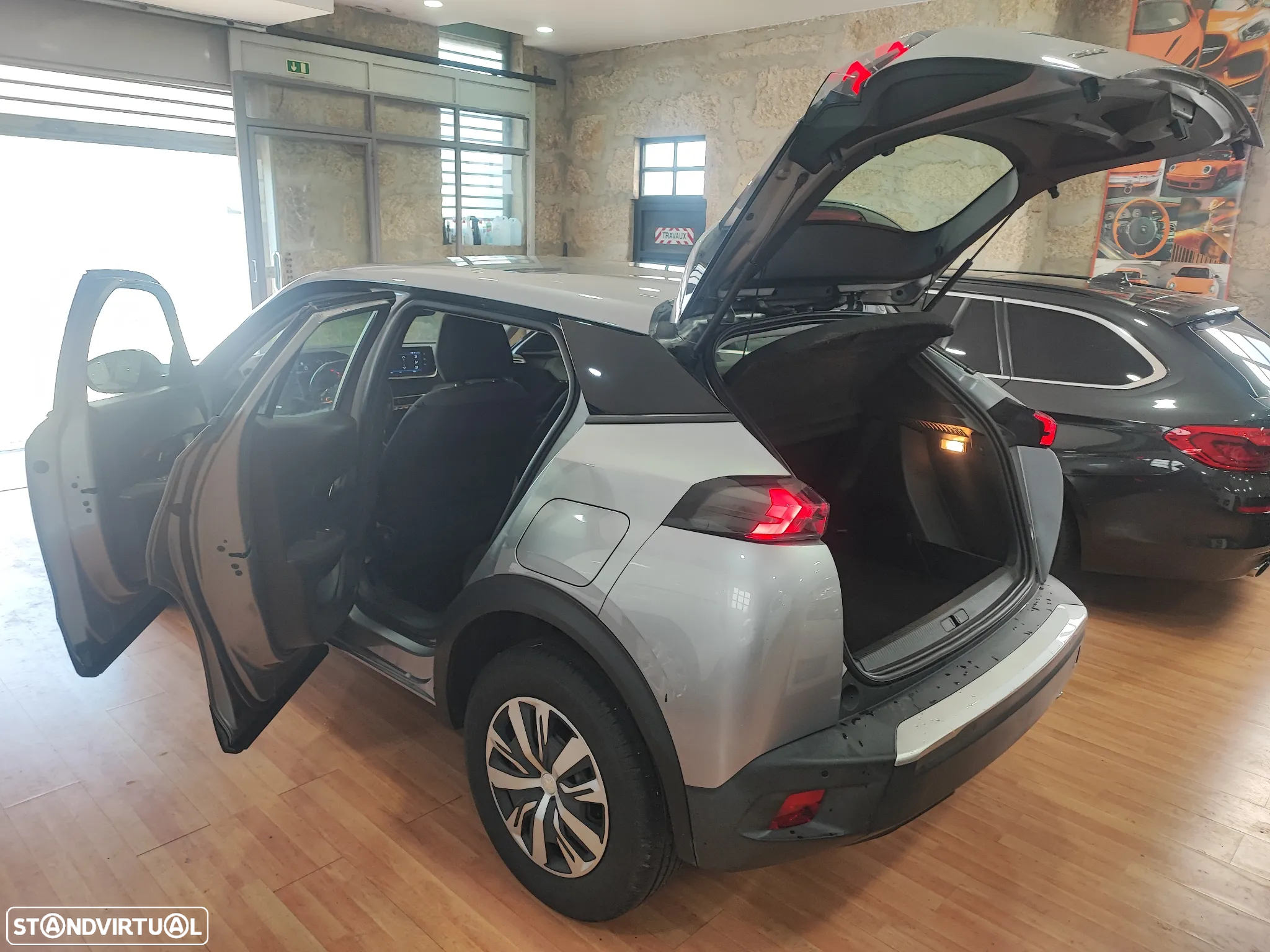 Peugeot 2008 BlueHDi 110 Active - 12