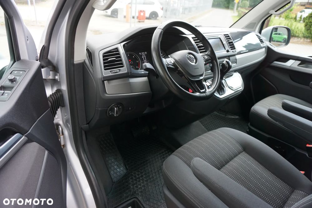 Volkswagen Multivan 2.0 TDI L2 Comfortline 4Motion DSG - 9