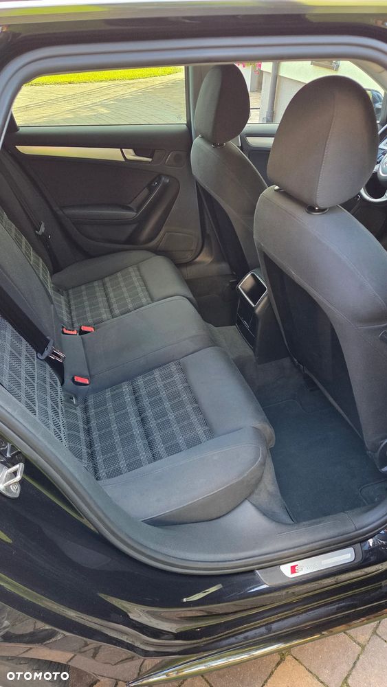 Audi A4 Avant 2.0 TDI - 11