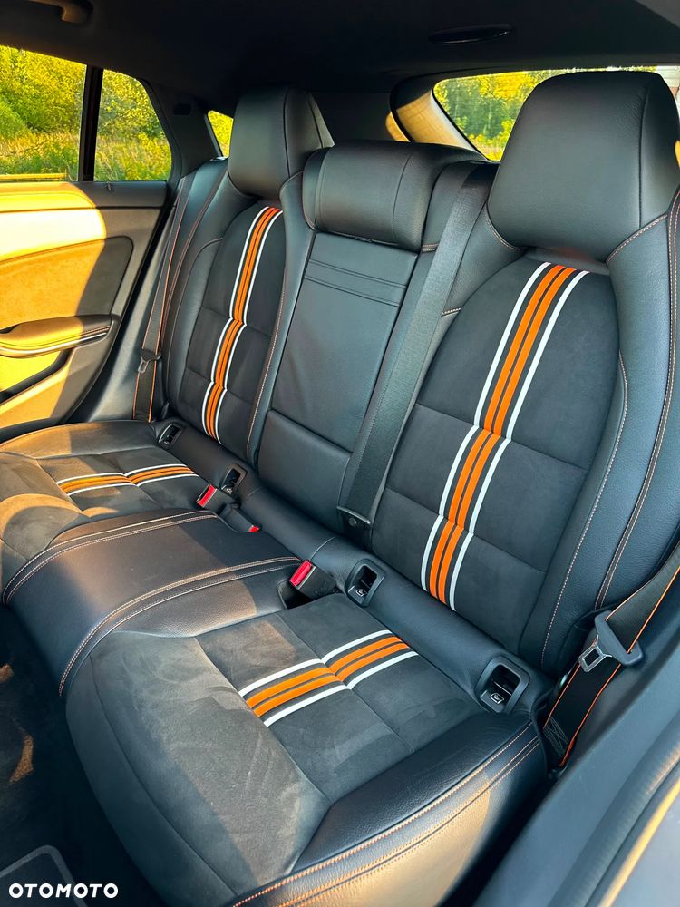 Mercedes-Benz CLA AMG 45 4-Matic - 34