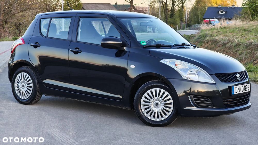 Suzuki Swift 1.2 Club - 4