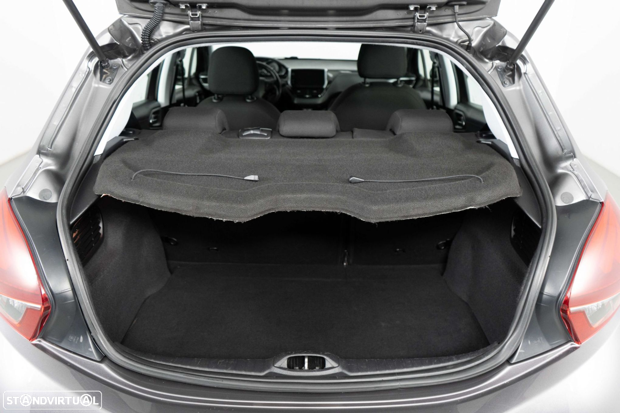 Peugeot 208 1.2 PureTech Active - 11