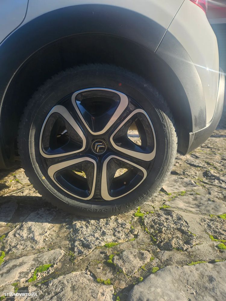 Citroën C3 Pure Tech Shine - 12