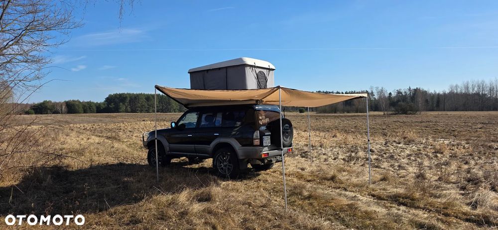 Toyota Land Cruiser - 1