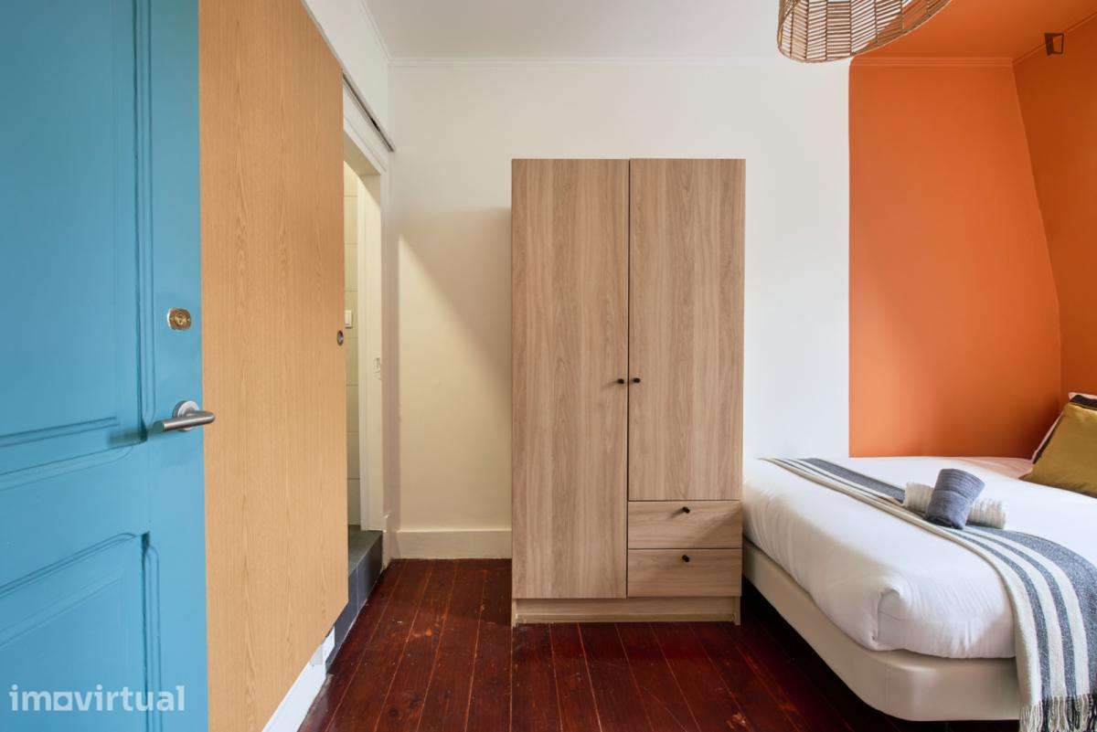 Quarto - localizado em Arroios Lisbon - Grande imagem: 3/48