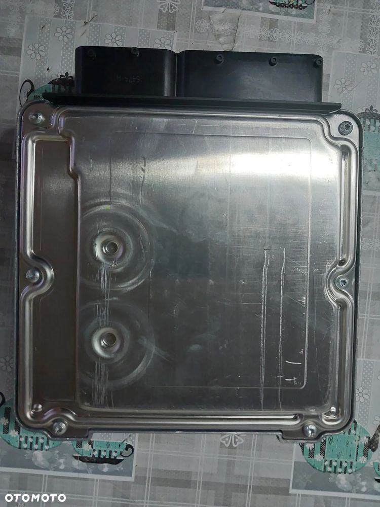 Sterownik silnika  vw t5 4X4 AXD - 2