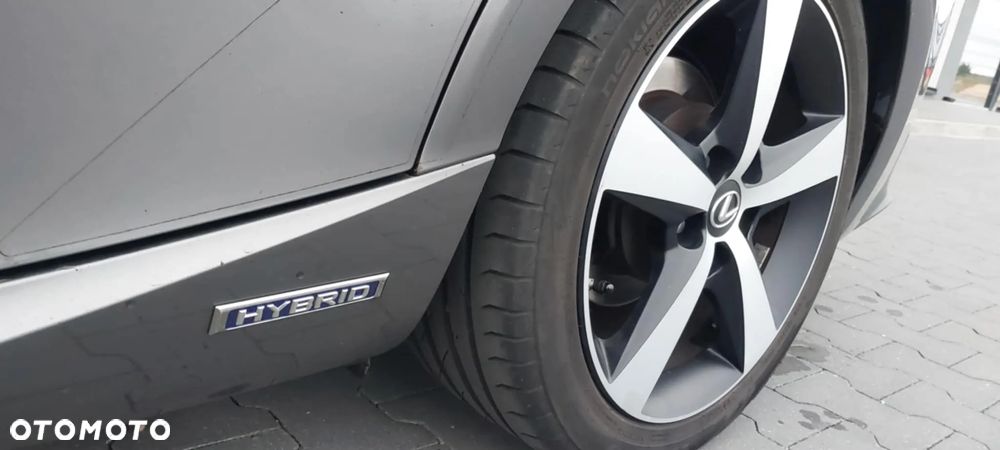 Lexus IS - 8