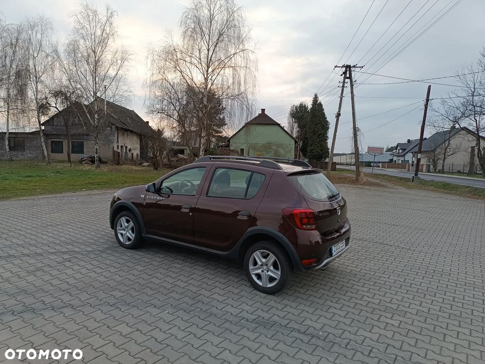 Dacia Sandero Stepway TCe 90 (S&S) Prestige - 4