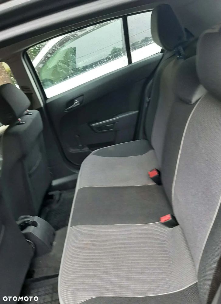 Opel Astra - 10