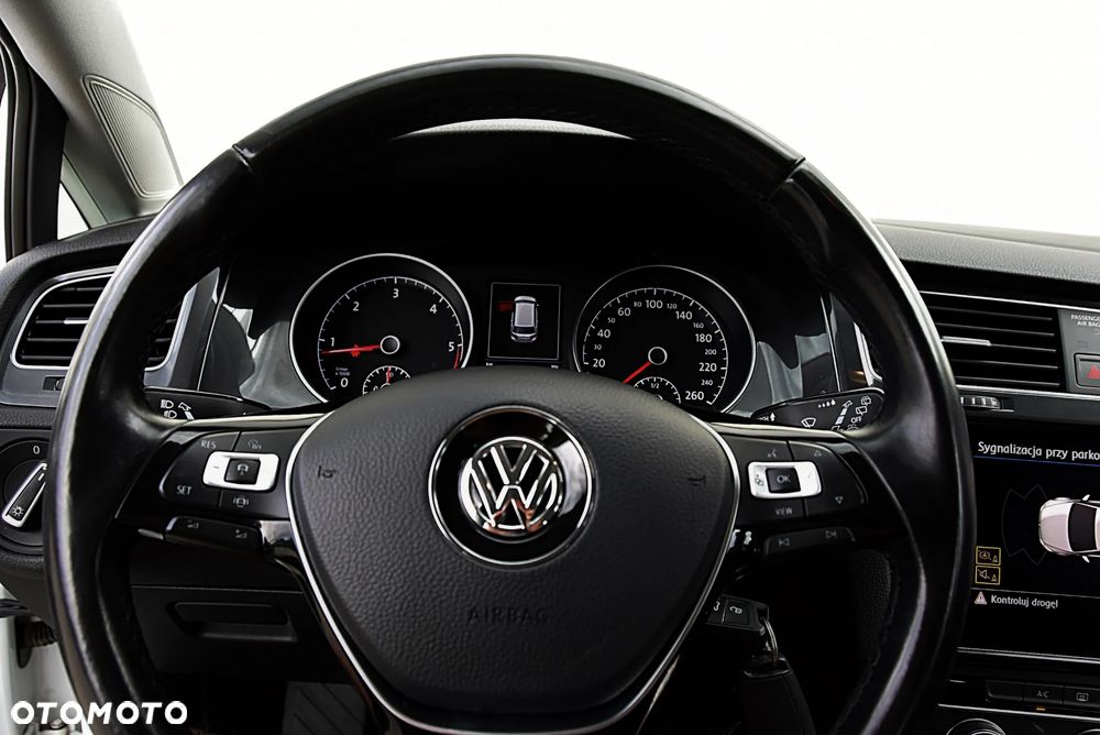Volkswagen Golf 1.6 TDI BMT Comfortline - 30