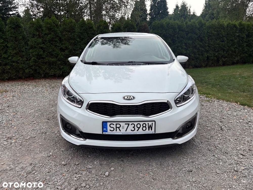 Kia Ceed 1.6 GDI L Business Line - 2